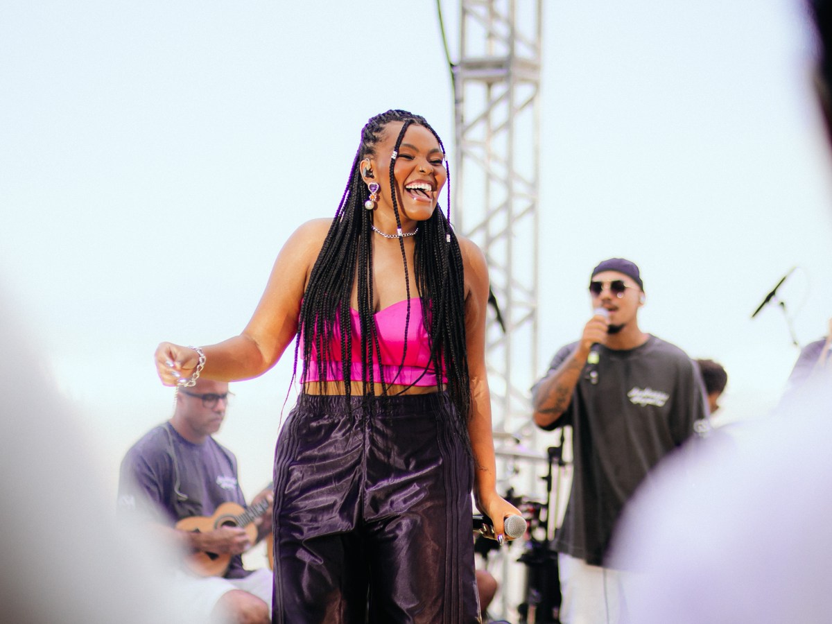 Andressa Hayalla lança projeto “In Floripa” e inicia nova fase como voz feminina de destaque no pagode 