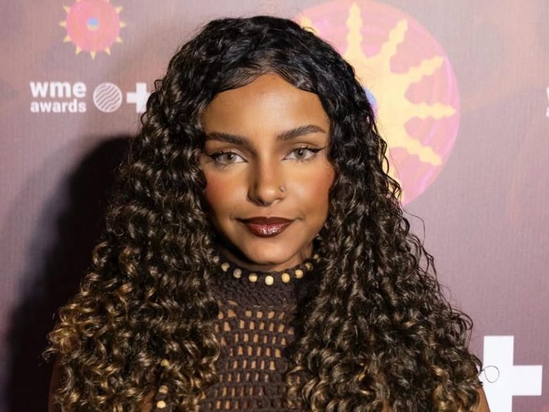 Camille Vitória inicia 2026 focada na consolidação de sua carreira&nbsp;musical