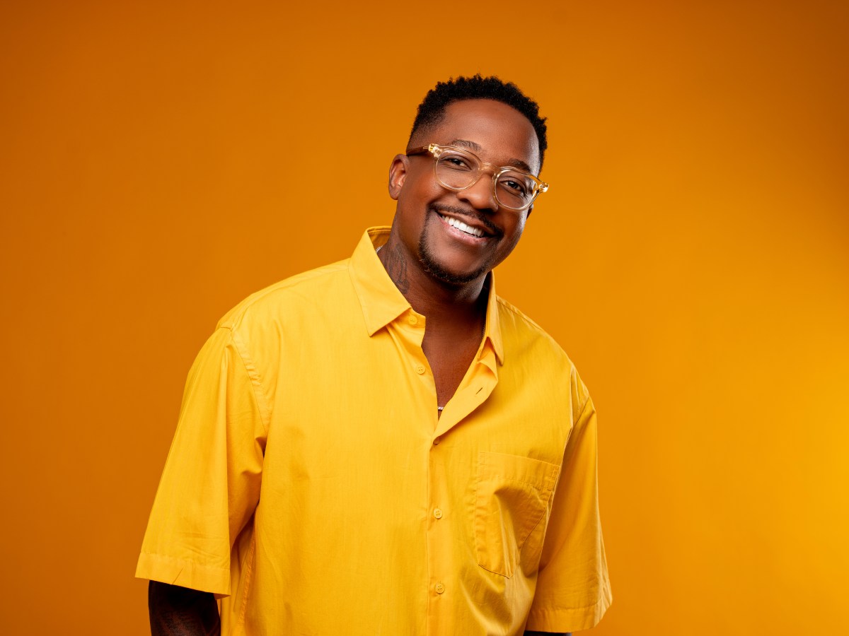 Mumuzinho celebra 10 anos do projeto com uma turnê especial de dez shows pelo&nbsp;país