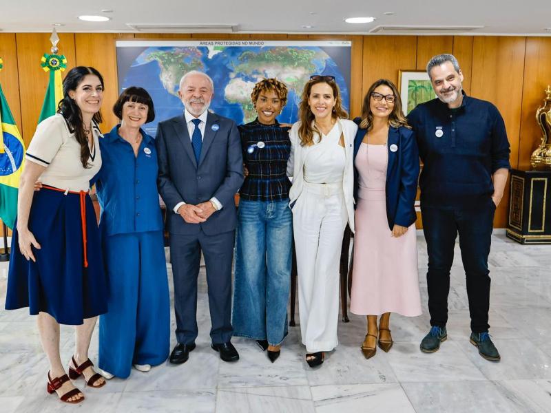 Ebony ocupa o Palácio do Planalto com o hip-hop em ato contra o&nbsp;feminicídio