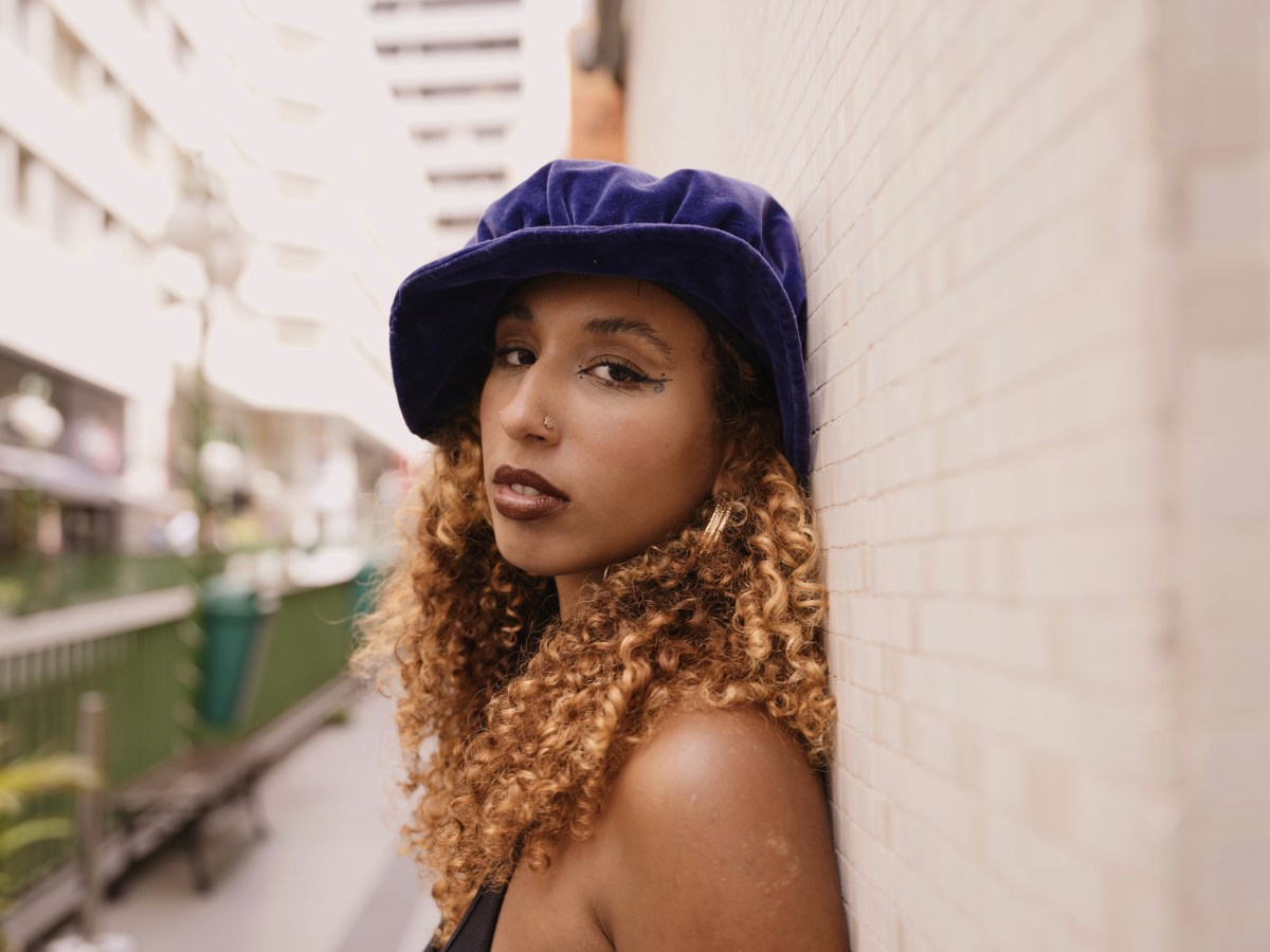 Mylena Drague lança “FUTURO DO PAÍS”, primeiro single do álbum&nbsp;“ALQUIMIA”