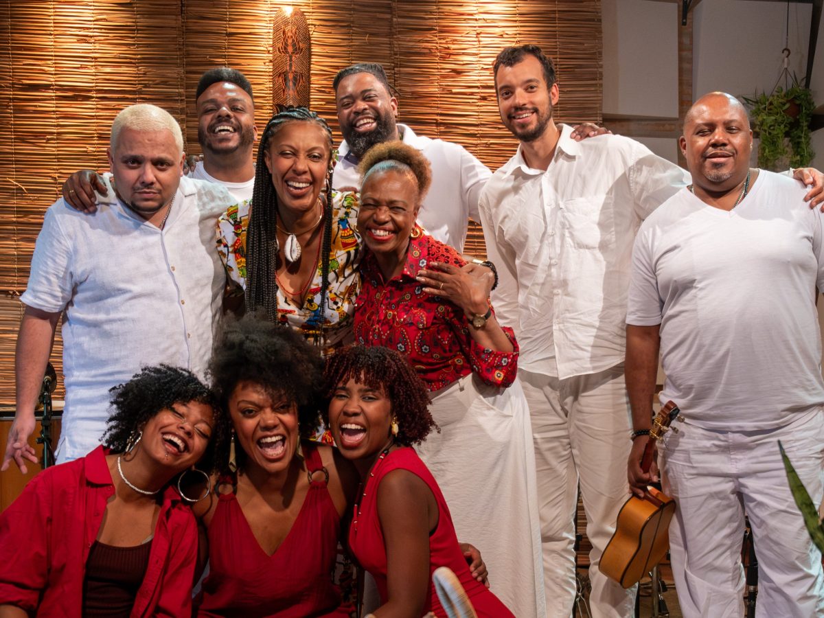 Kennya Macedo apresenta o EP “Baianas Teimosas”, convidando Samba da Madrinha Eunice e Sahra Brandão 