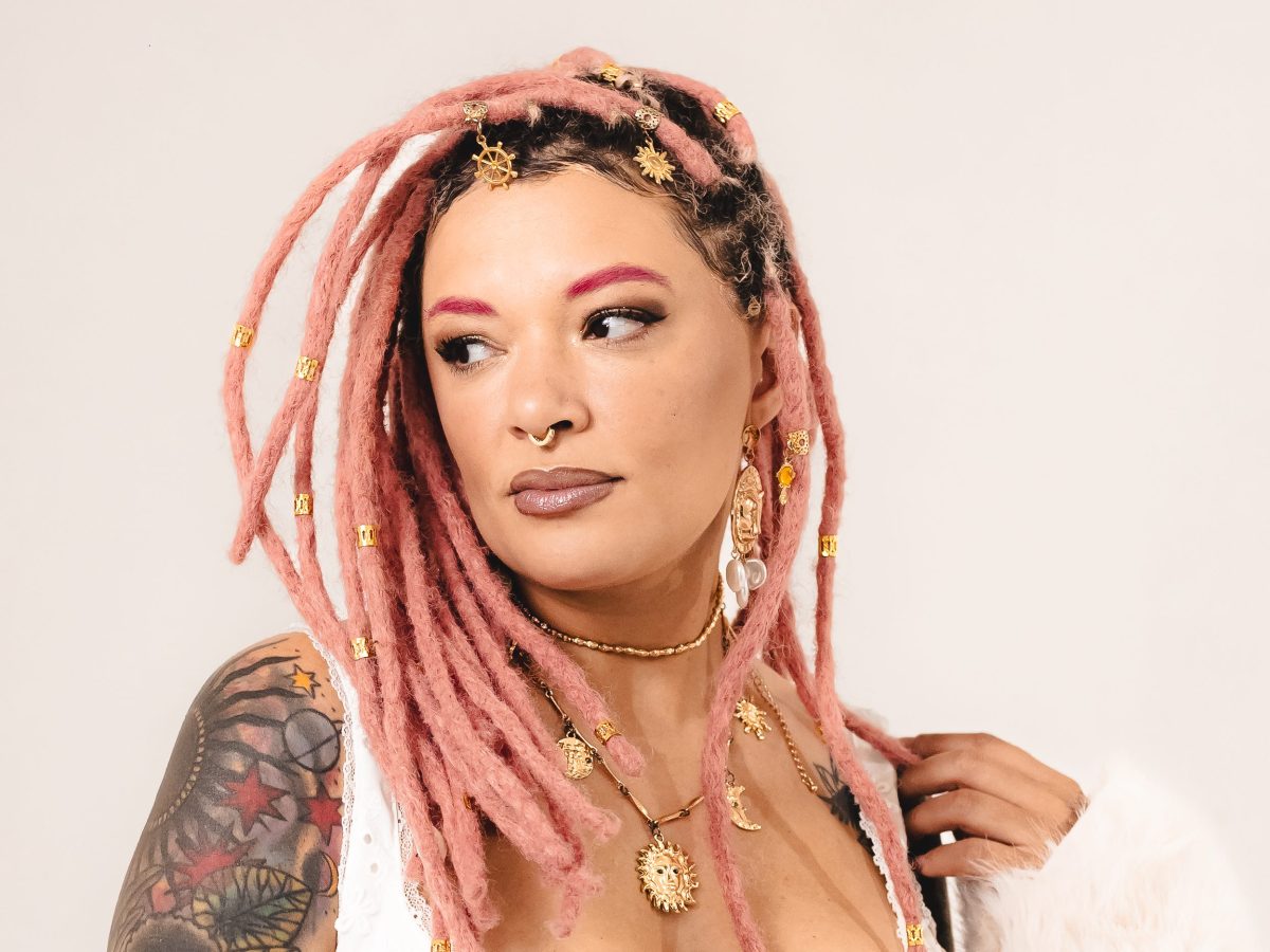 Ana Cacimba, musicista quilombola e periférica, lança&nbsp;“Mandinga”