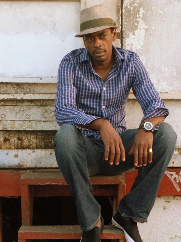 Seu Jorge lança nesta sexta-feira “The Other Side”, álbum desenvolvido ao longo de 16 anos com Mario Caldato&nbsp;Jr.