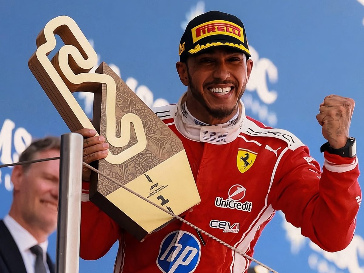 Hamilton quebra jejum de quase dois anos, conquista primeira vitória pela Ferrari e entra na briga pelo&nbsp;título